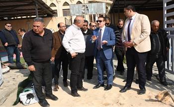 محافظ بورسعيد يتفقد أعمال تطوير ورفع كفاءة ملعب النجيل الصناعي بنادي بورسعيد للصيد