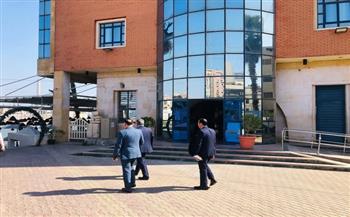 محافظ الدقهلية يتفقد مكتبة مصر العامة بالمنصورة: تطوير قاعة المسرح يهدف لدعم الأنشطة الثقافية والفنية 