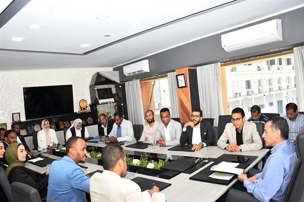 محافظ أسوان يشارك في فعاليات الملتقى الدولى الخامس للسياحة الرياضية بجامعة أسوان 