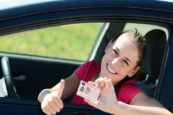 استخراج رخصة القيادة أونلاين.. تعرف على الطريقة 