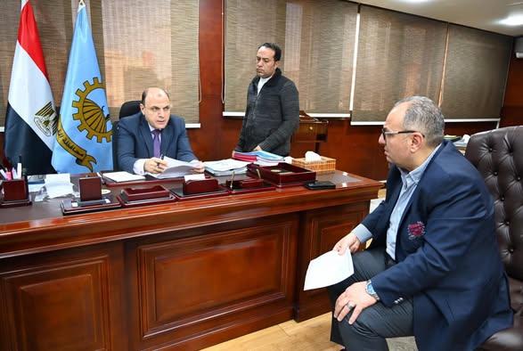 محافظ الغربية يلتقي أعضاء مجلسي النواب والشيوخ لبحث مشكلات الدوائر