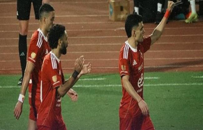 القمة 132.. الأهلي يتقدم على الزمالك بهدف أشرف بن شرقي  