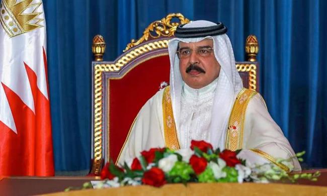 ملك البحرين: قواتنا المسلحة على أهبة الاستعداد للدفاع عن الوطن 