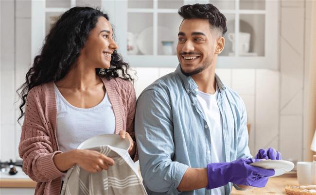 أشياء صغيرة تصنع فرق كبير في قلب زوجك.. تعرفي عليها