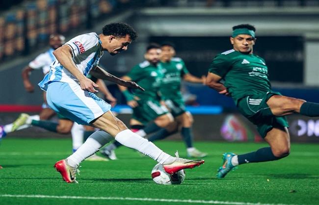 كأس مصر.. ربع ساعة سلبية بين بيراميدز أمام زد في نهائي البطولة