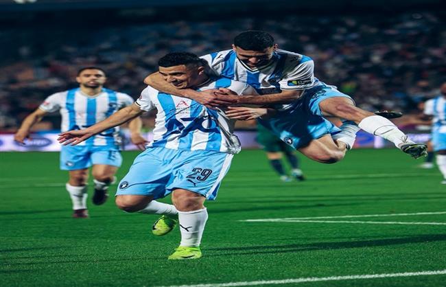 كأس مصر.. ركلة جزاء تضع بيراميدز في المقدمة أمام زد بهدف في الشوط الأول