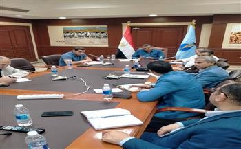  محافظ البحر الأحمر يرصد تقدم مشروعات الصرف الصحى بالغردقة