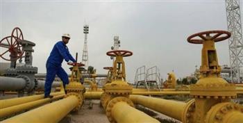 خبير اقتصادي: أزمة البترول والغاز يربكان الاقتصاد العالمي ومصر مستفيدة 
