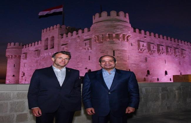 الرئيس السيسي يرحب بزيارة نظيره الفرنسي لعروس البحر المتوسط