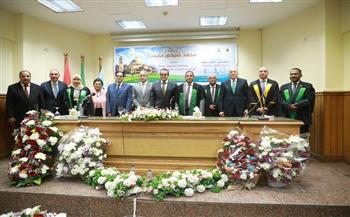 وزير الصحة يشارك في مناقشة رسالة دكتوراه حول «مبادرة 100 مليون صحة ودورها في تطوير القطاع الصحي المصري»