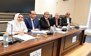 لجنة القوى العاملة بمجلس النواب توافق على مد الدورة النقابية 6 أشهر وتعديل قانون المنظمات العمالية 