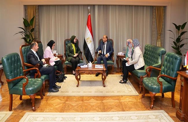 وزير العمل ونائبة وزير الخارجية يبحثان التعاون لفتح أسواق عمل جديدة أمام الكوادر المصرية بالخارج