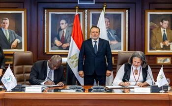 محافظ المركزي يشهد توقيع مذكرة تفاهم مع مفوضية الكوميسا للمنافسة والمستهلك للتعاون في مجال حماية المنافسة 