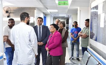 نائب وزير الصحة تجري جولة موسعة بقنا لمتابعة الاستراتيجية السكانية وتطوير الرعاية الصحية