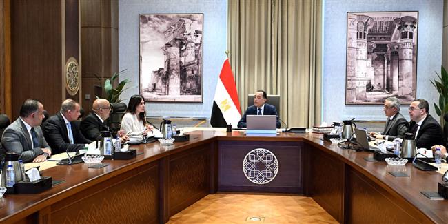 رئيس الوزراء يتابع إجراءات تنظيم السوق العقارية في مصر