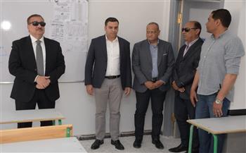 محافظ بورسعيد يفتتح أعمال تطوير ورفع كفاءة مدرسة “النصر الإعدادية بنين “بحي المناخ