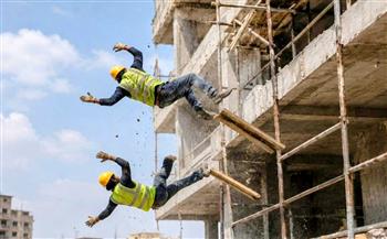 مصرع عاملان عقب سقوطهما من أعلى  سقالة بمدينة العاشر من رمضان 