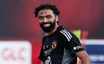 حسين الشحات يبدأ المشاركة تدريجيًّا في التدريبات الجماعية للأهلي  
