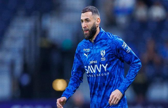 الدوري السعودي.. كريم بنزيما يقود هجوم الهلال في موقعة النصر المرتقبة  