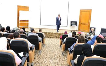 لليوم الثالث.. استمرار فعاليات دورة أكاديمية ناصر العسكرية لتأهيل الكوادر بالبحر الأحمر