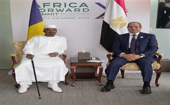 الرئيس السيسي ونظيره التشادي يؤكدان تعزيز التعاون الثنائي على هامش قمة "أفريقيا – فرنسا"
