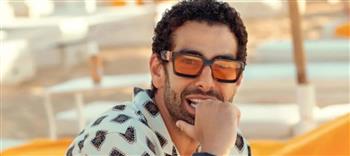 بمشاركة 11 نجما.. محمد كيلاني يطرح كليب أغنية "يفك النحس " 