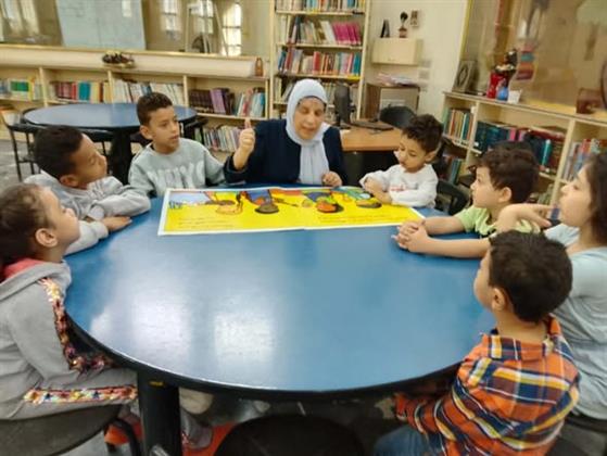 ورشة حكي تفاعلية للأطفال لغرس العادات الصحية السليمة بمكتبة السلام للطفل