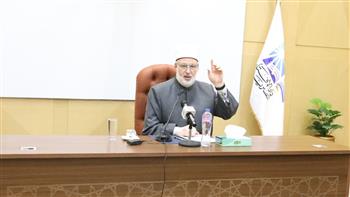 الضويني: الالتزام بضوابط الفتوى يحقق التوسط والاعتدال بينما يؤدي التحلل منها إلى التشدد