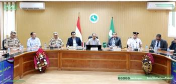 محافظ الشرقية يناقش استعدادات تنفيذ التدريب العملي المشترك “صقر 169”