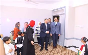 محافظ دمياط يواصل جولاته الافتتاحية للمشروعات احتفالاً بالعيد القومى للمحافظة 