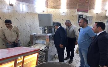 محافظ الدقهلية يتابع انتظام وسير العمل بمخبز المحافظة الكبير للخبز المدعم بالمنصورة
