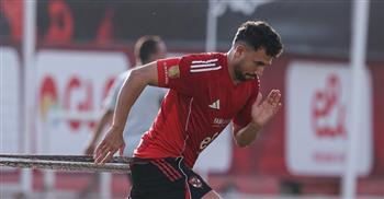 أنهى برنامج العلاج الطبيعي.. تريزيجيه ينتظم في مران الأهلي  