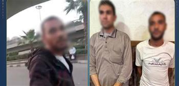 الداخلية تكشف حقيقة فيديو مشادة بين سائق ميكروباص ومنادي سيارات بقصر النيل