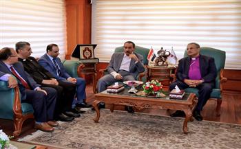 محافظ سوهاج يستقبل رئيس الطائفة الإنجيلية لتعزيز التعاون المشترك 
