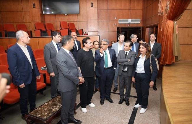 محافظ الدقهلية يلتقي هشام عطوة لمتابعة تطوير قصر ثقافة المنصورة ومسرح أم كلثوم