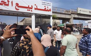 محافظ الدقهلية: انتظام صرف حصص الخبز المدعم في 23 منفذًا بالمراكز والمدن