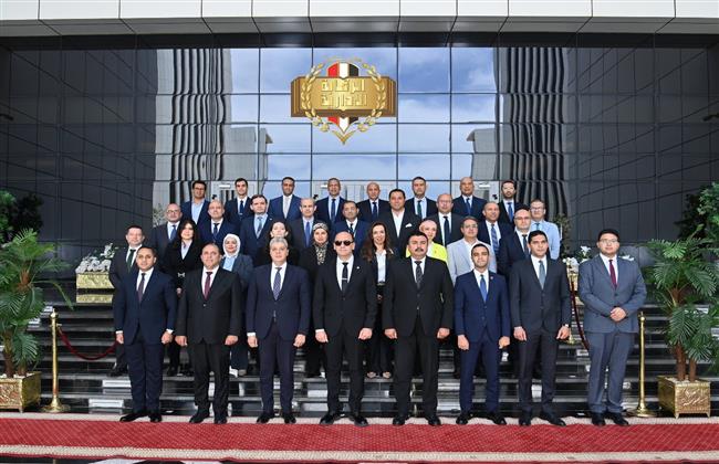 تنفيذ البرنامج العاشر لتعزيز القدرات القيادية بمشاركة 26 من القيادات التنفيذية بالقطاعين الحكومي والخاص