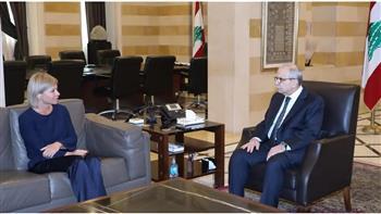 رئيس وزراء لبنان يبحث مع المنسّقة الأممية مستجدات انطلاق مسار المفاوضات