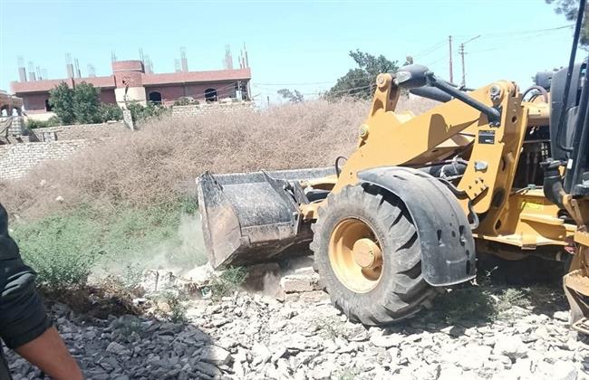 الإسكندرية: إزالة تعديات على أراضي زراعية وبناء مخالف للتخطيط العمراني