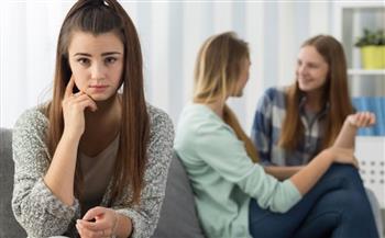 هل تجدين صعوبة في التفرقة بين اليسار واليمين؟.. إليكِ سمات تميزك
