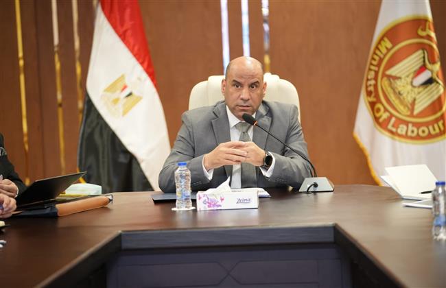 غدا.. وزير العمل يبدأ جولة في ثلاث محافظات بالصعيد
