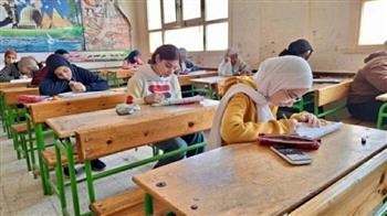 انطلاق امتحانات نهاية العام الدراسي لسنوات النقل بالمحافظات
