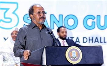 الرئيس الصومالي يعلن البدء في تطيبق دستور البلاد بشكل رسمي