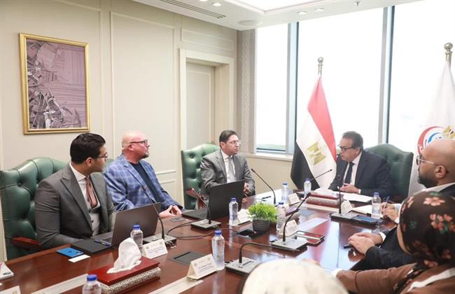 وزير الصحة يبحث مع مؤسس شركة «بيور بيبتايدز فارماسوتيكال» الأمريكية فرص التعاون