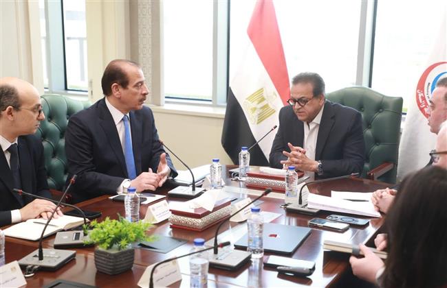 وزير الصحة يناقش مقترح حملة وطنية لرفع الوعي بالأمراض غير المعدية 