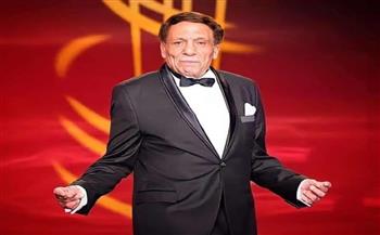 في عيد ميلاده..أحمد السقا يروي حكاية صورة مع الزعيم عادل إمام