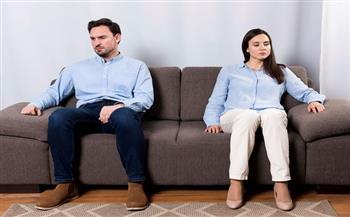 بين الصمت والانفعال.. كيف يتعامل شريكك مع مشاعر الحزن؟