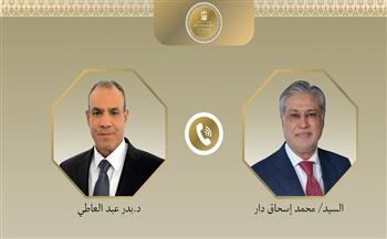 وزير الخارجية يبحث هاتفيا مع نظيره الباكستاني سبل تعزيز العلاقات الثنائية وخفض التصعيد الإقليمي