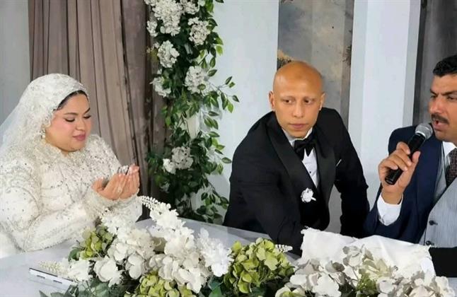 عمرو الجزار مدافع الأهلي يحتفل بعقد قرانه في حفل عائلي