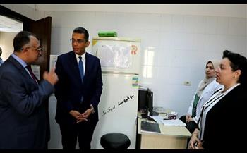 زيارة مفاجئة لمحافظ البحر الأحمر لمتابعة الخدمات الطبية بالتأمين الصحي بالغردقة